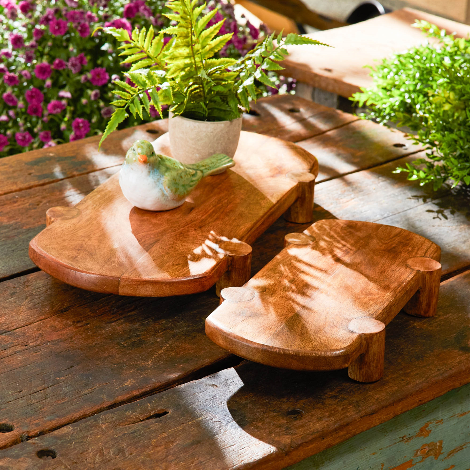 Decorative Platters & Pedestals