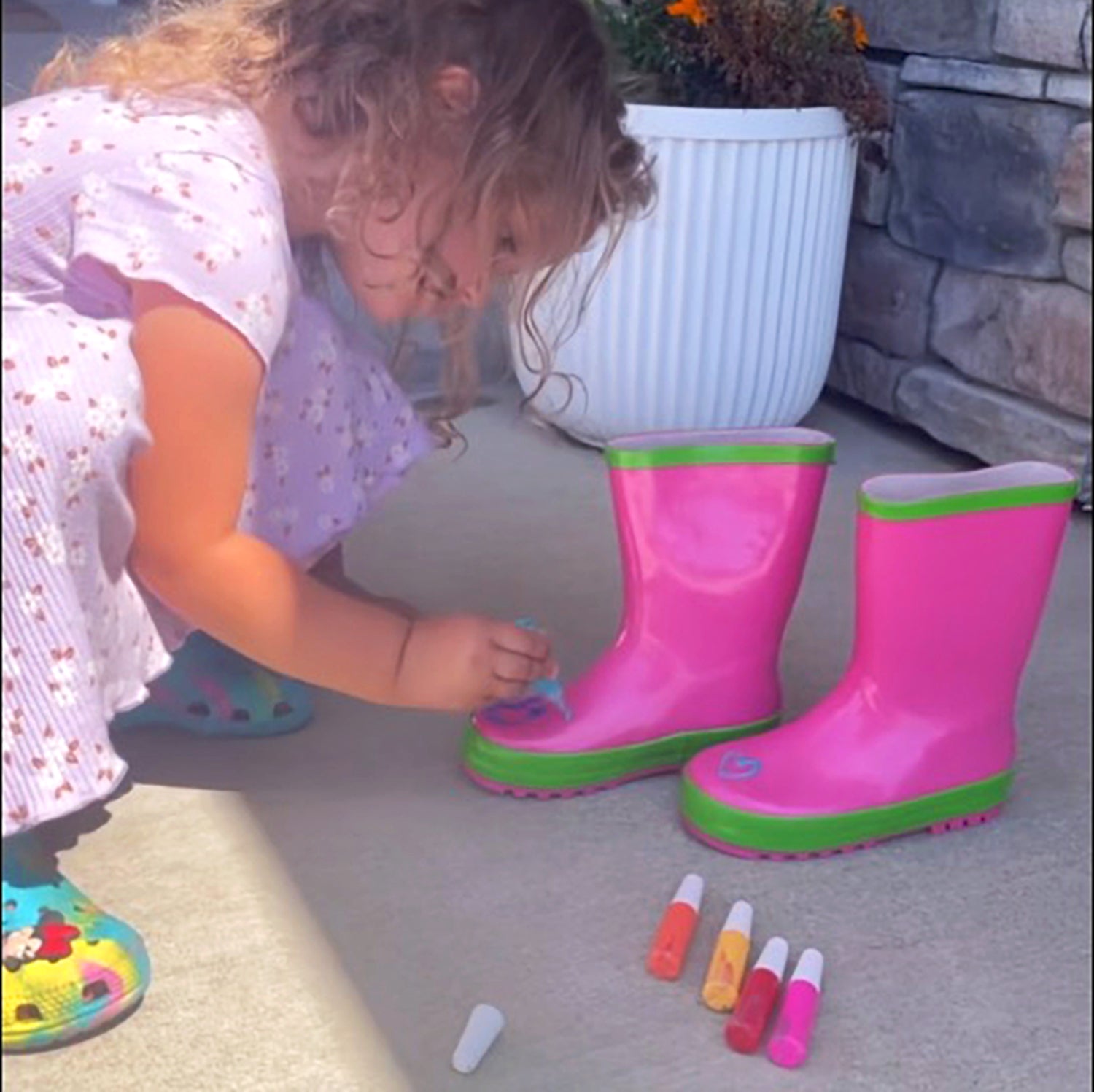Little Pals Paint Your Own Wellies Rain Boots Pink with Green Trim Kids US Size 11.5