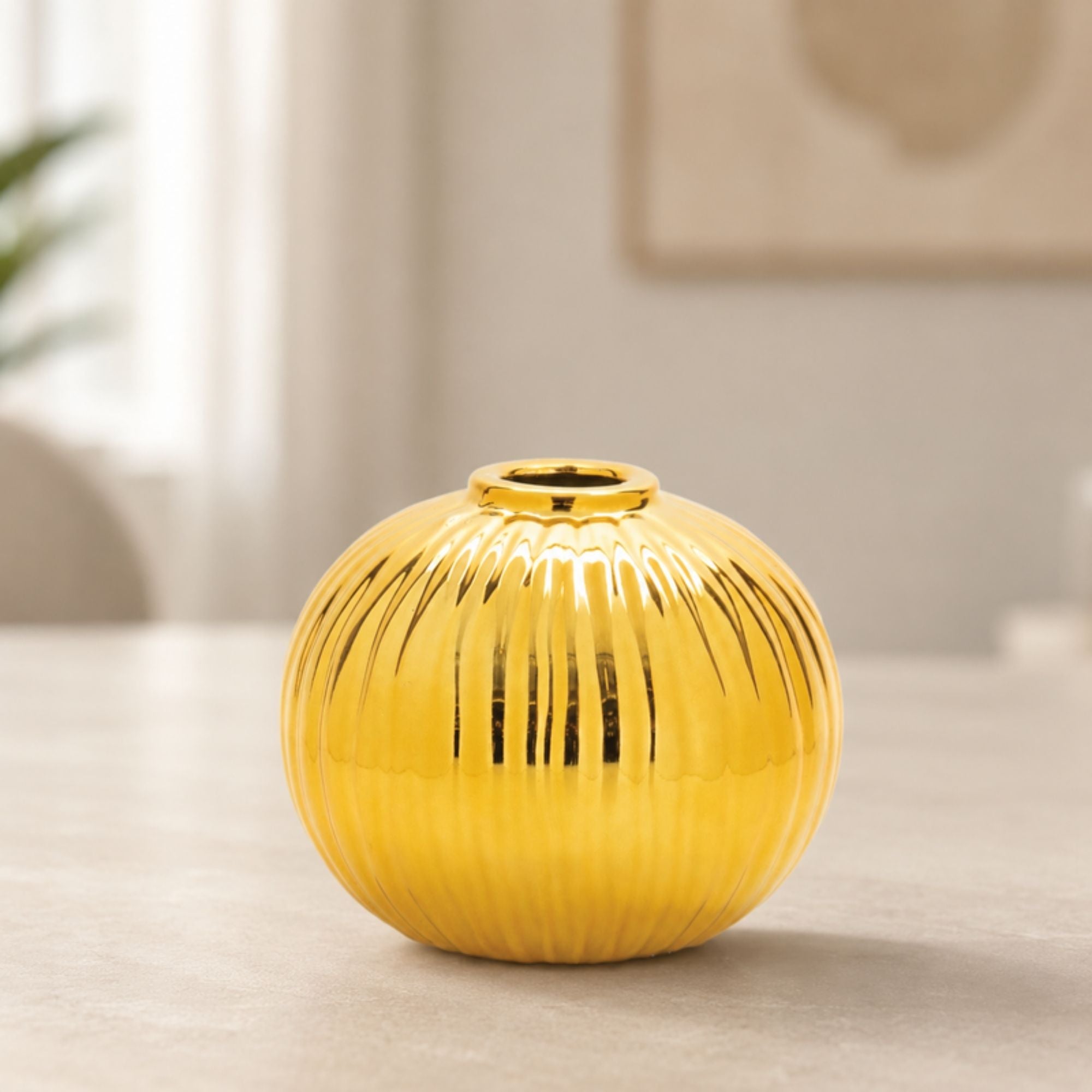 Vase 4"H Ceramic